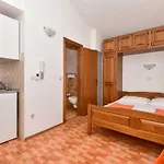 Roso 3* Makarska